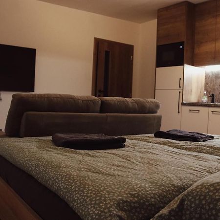 Iq Apartments Prešov Esterno foto