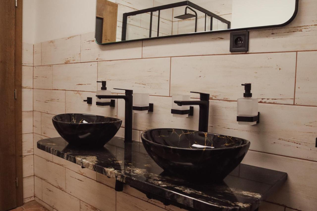 Iq Apartments Prešov Esterno foto