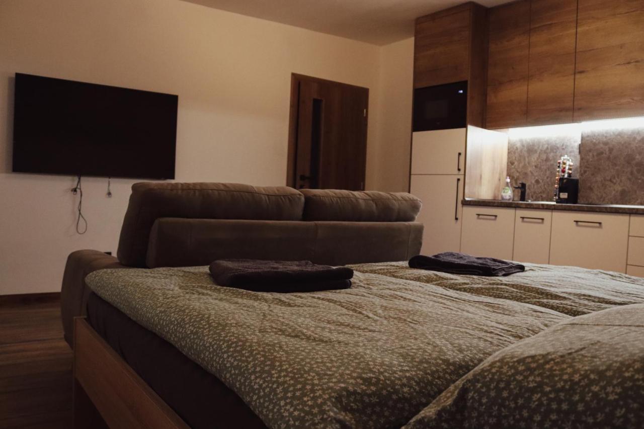 Iq Apartments Prešov Esterno foto