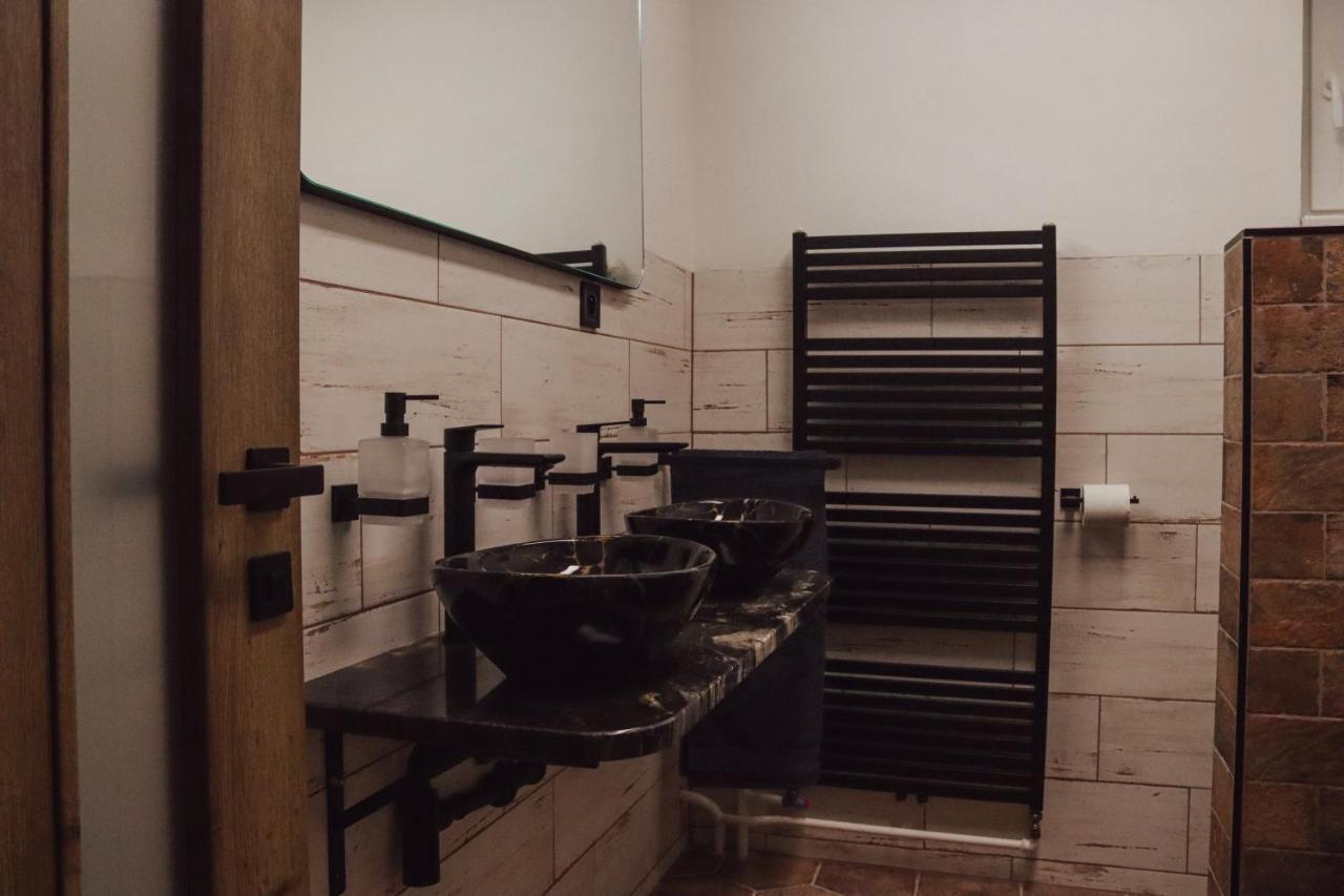 Iq Apartments Prešov Esterno foto