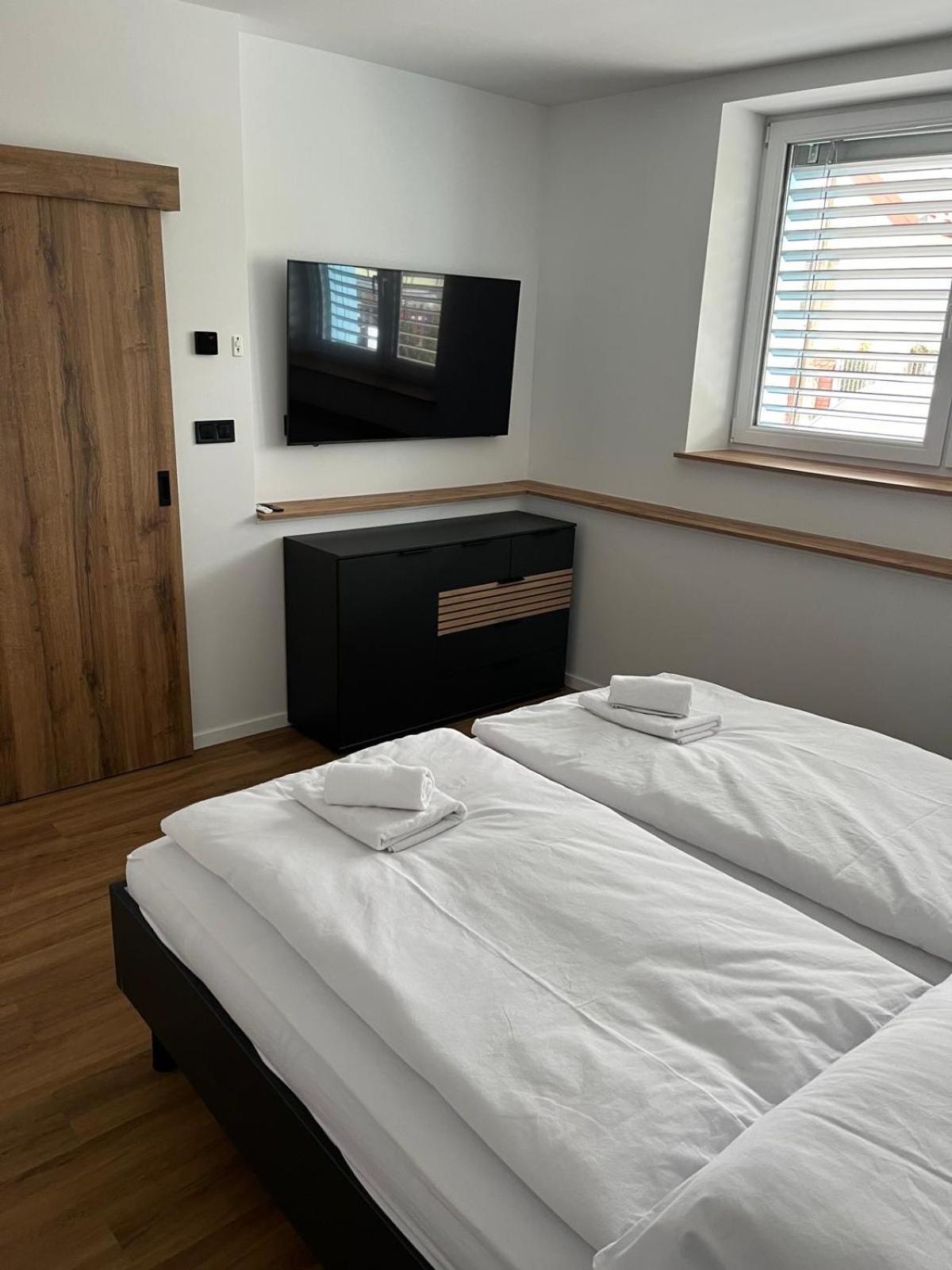 Iq Apartments Prešov Esterno foto